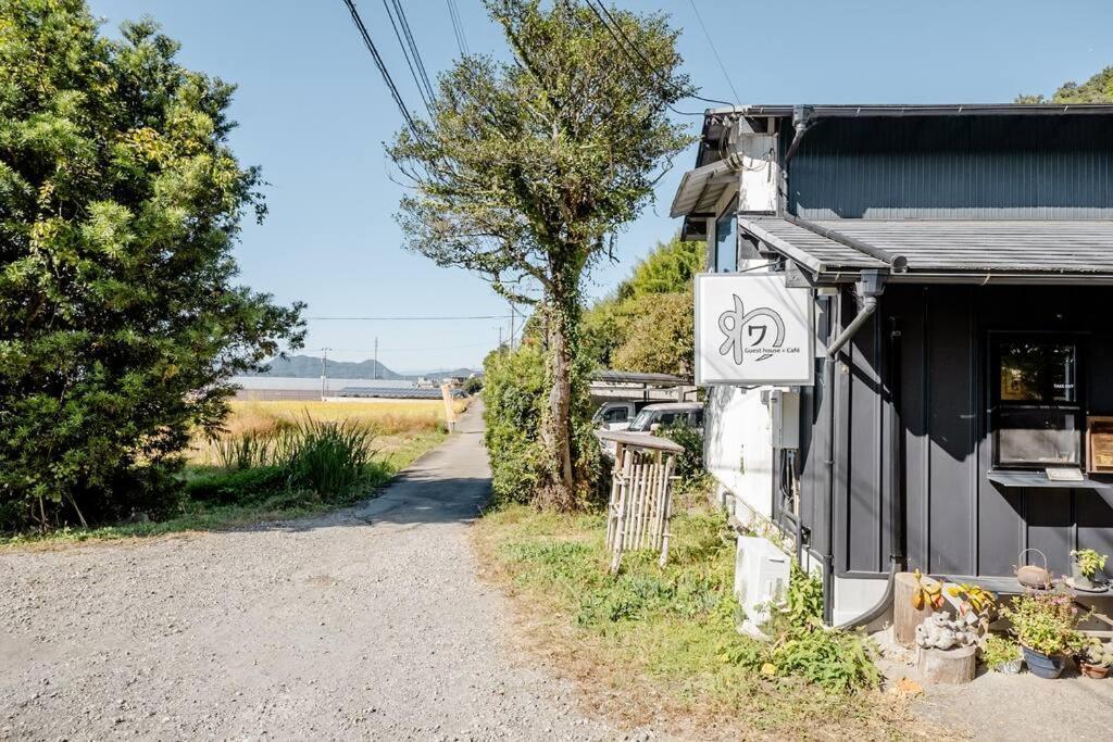 ゲストハウス+カフェわ　１日１組限定！ 築１００年の農家の古民家で宿泊体験、薪でお風呂沸かせます。焚き火もできます。 Kannami Экстерьер фото